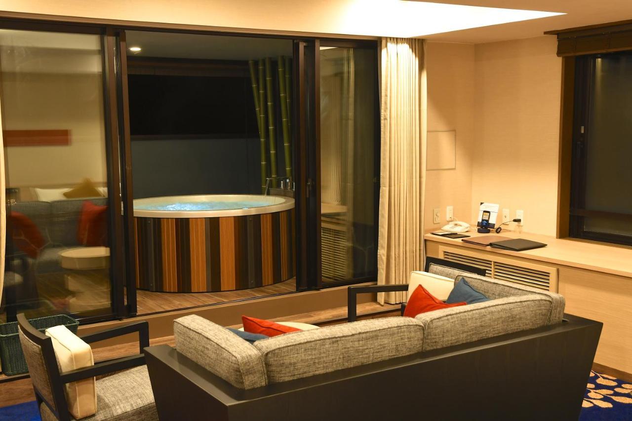 Karuizawakurabu Hotel 1130 Hewitt Resort Цумагой Екстериор снимка